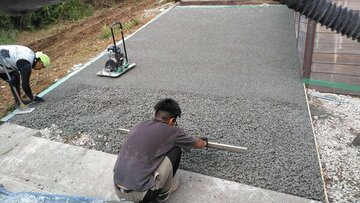 夢のマイホーム新築と合わせて整備する駐車場舗装。土間コン一択でゴリ押ししてくる業者さんはオールドタイプです