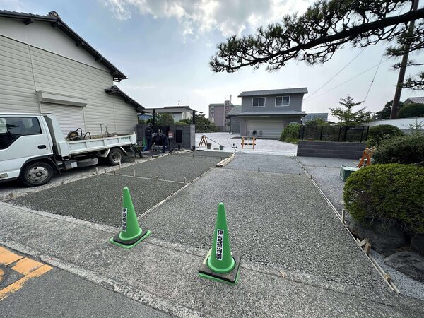 施工難度が上がりがちな夏場や風の強い日でも涼しい顔して難なく オコシコン®︎ を仕上げる方法