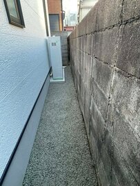 砕石を敷いておくのではなく透水性コンクリートにしておけば野良猫が排泄にやってこない理由