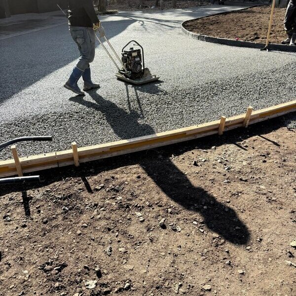 初めましての作業でも全然簡単に施工できちゃうからとっても安心なコンクリート【オコシコン】