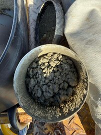 お菓子のオコシみたいな構造だからザルのように水を透すコンクリート【オコシコン】はポーラスコンクリートと言います