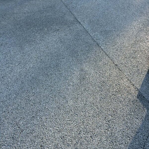 5年以上経過した実際のコンクリートを見学することで安心してお買い求めいただけます（ナマコンバレー）