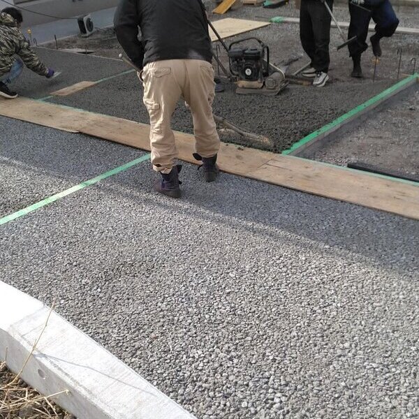 戸建て住宅駐車場は選べないと思われがち【土間コン™︎】には歴史ある【排水性】タイプもある