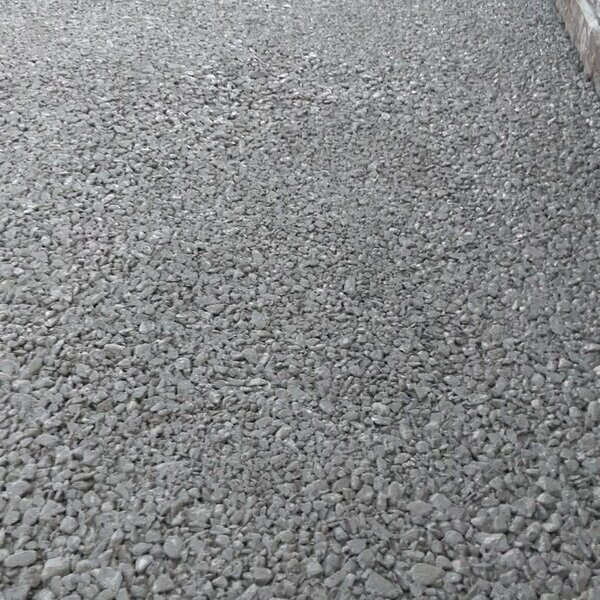 車の乗り降りや玄関の出入りは毎日のことだから雨の日も足元快適な土間コン™︎を採用しよう