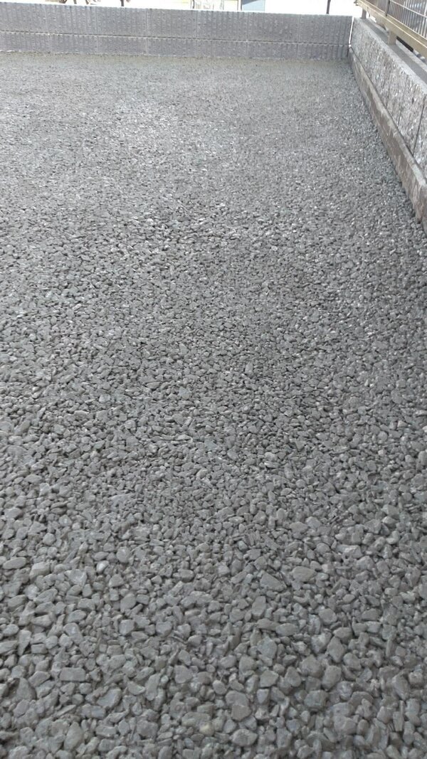 車の乗り降りや玄関の出入りは毎日のことだから雨の日も足元快適な土間コン™︎を採用しよう