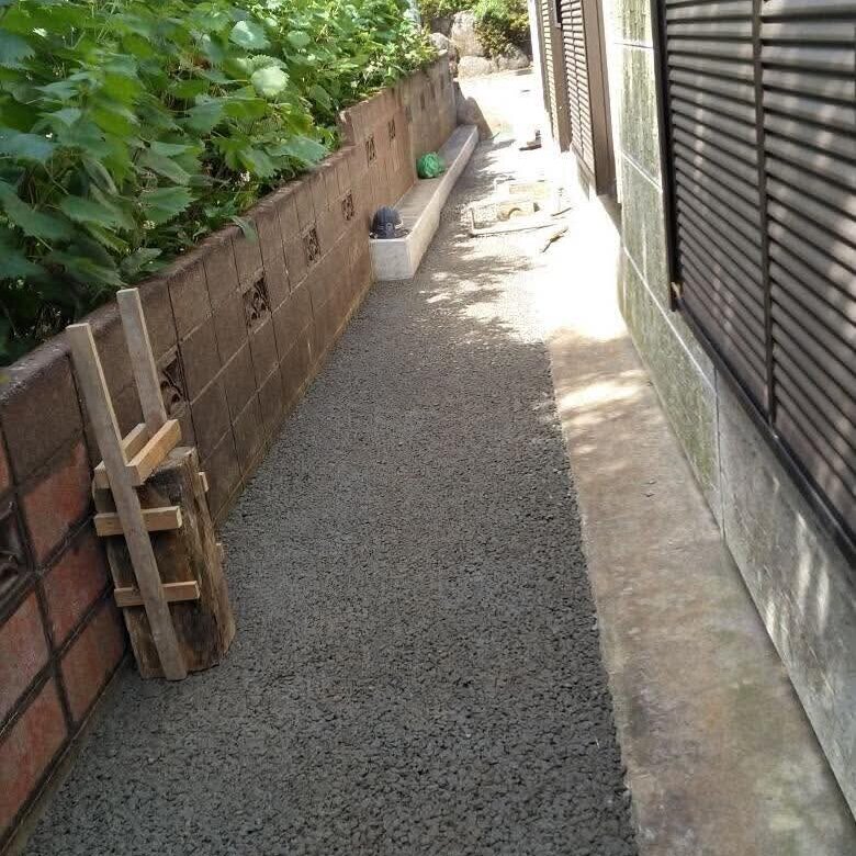 洗車や散水など水はけに困らないコンクリ