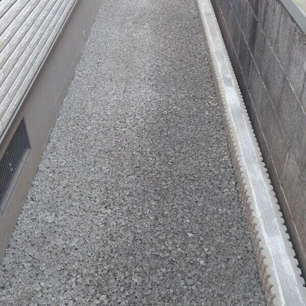 裸の地面を取り戻すお庭の冠水対策