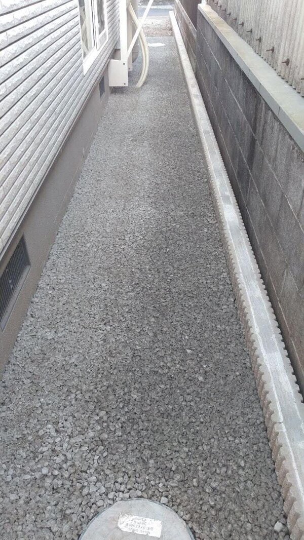 裸の地面を取り戻すお庭の冠水対策