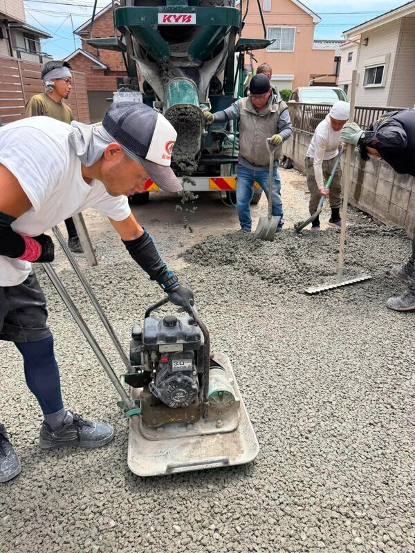 アスファルトと違って回復する排水性