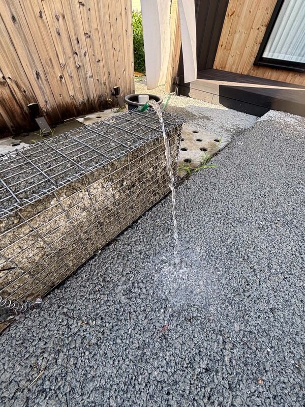 夏場水浸しでも快適な足元を体験