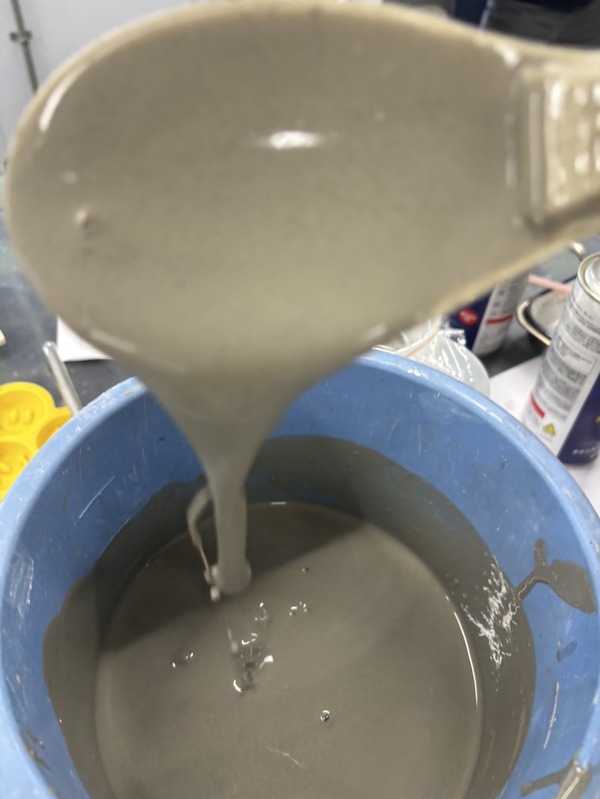 JOIS加工した生コンスラッジを練り水と細骨材に置換して高度利用できます