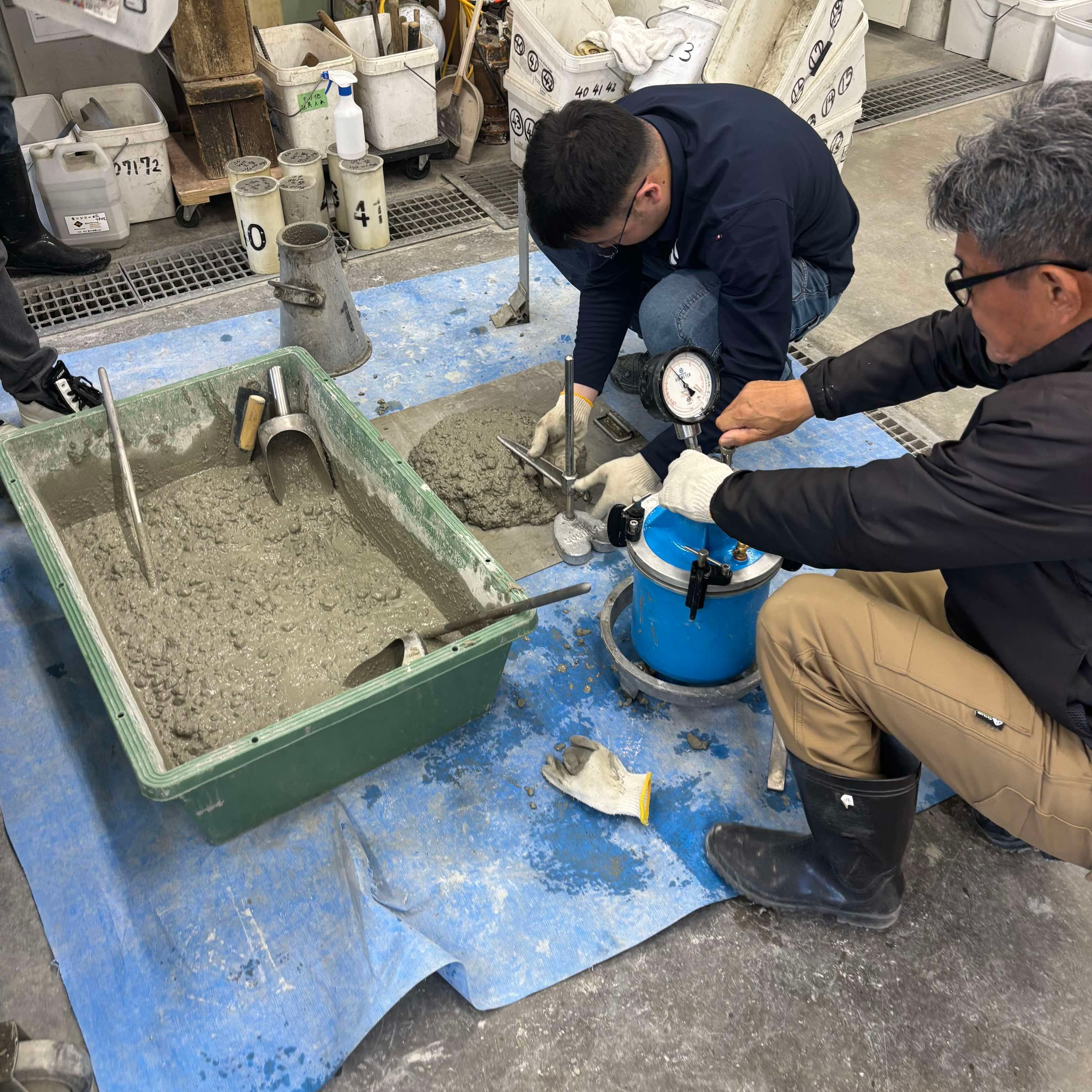 生コンスラッジをセメント質量10%超高度利用してもスランプや強度が増進します