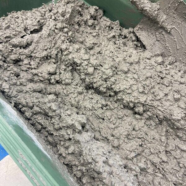 生コンスラッジと回収（粒状化再生）骨材だけで生コンクリートを製造してみました