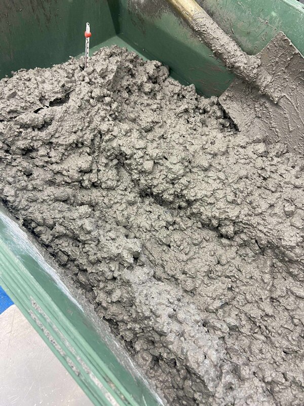 生コンスラッジと回収(粒状化再生)骨材だけで生コンクリートを製造してみました