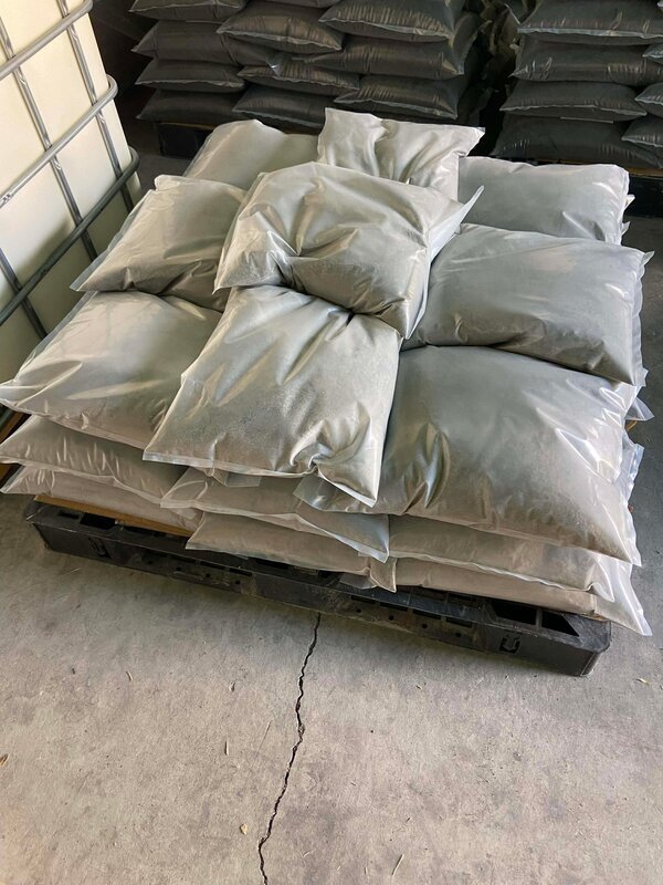 オワコンよりもさらに安い！ 【まさ固】 はいわゆるマサドのような作業で防草対策する商品です