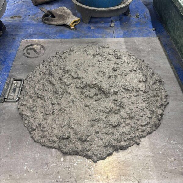 生コンスラッジを1m3あたり240kg配合した生コン【ザンコン】の製造・出荷が始まってます