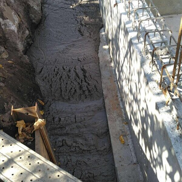 建築基礎周りの埋め戻しなら騒音や粉塵、騒音と無縁な環境配慮型コンクリートをどうぞ！