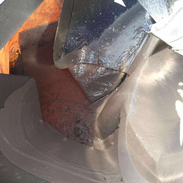 ご存知ですか？ CLSM（イワモル）は生コン工場ならどこでも設備投資ゼロで製造・出荷可能