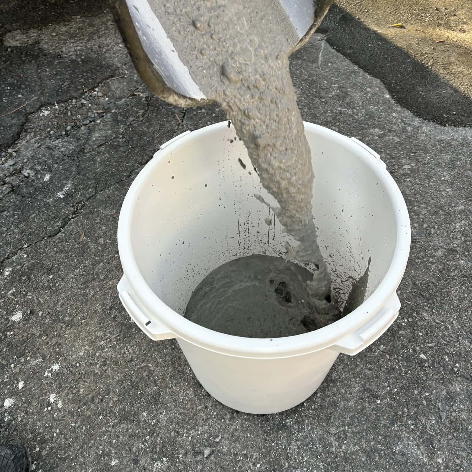 透水・保水コンクリート【オワコン®︎まさ固®︎】に改質スラッジ【ジョイスラッジ®︎】を多量添加する埋め戻し・充填材【イワモル®︎】