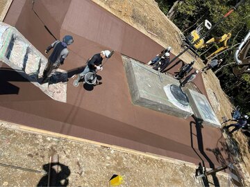 どんな特殊なコンクリート（土間コン™︎）オーダーにも基本前傾姿勢で臨んでいます【カラーコンクリート】