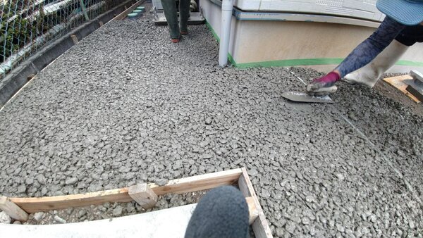 「必ずお買い求めいただけます」とにかく土間コン™︎を敷く必要があるのなら排水性で