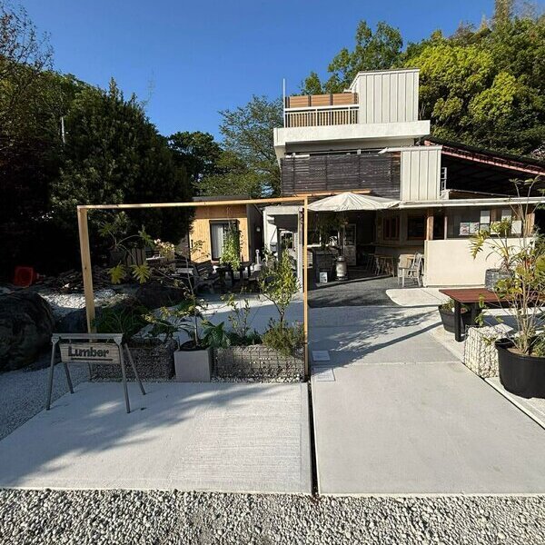 店員さんに話しかけられることなくマイペースでじっくり商品（土間コン™︎）見学できます