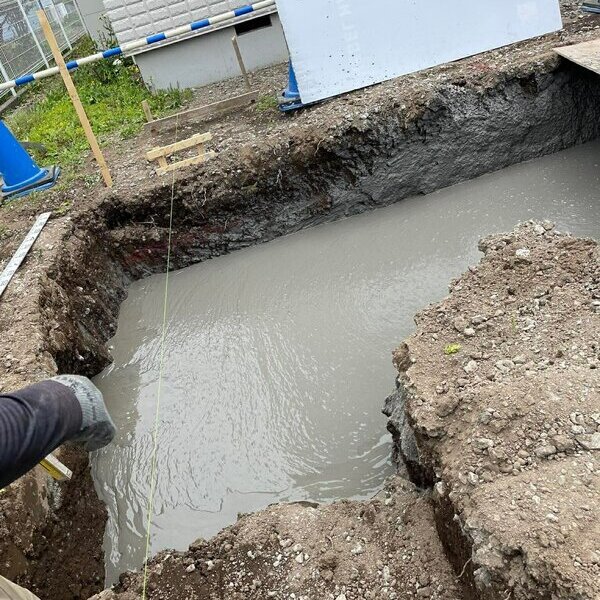 浄化槽撤去後の埋め戻しは削れるコンクリート【CLSM】充填精度と環境性能で選ぶならコレ