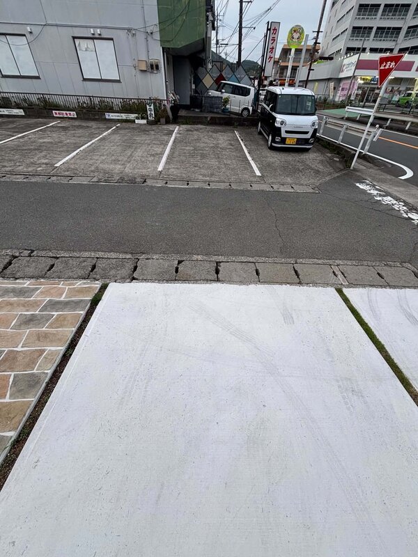 経年変化やアスファルトとの路面温度の違い等 土間コン™︎ホワイト（環境配慮型）全てがわかる