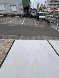経年変化やアスファルトとの路面温度の違い等 土間コン™︎ホワイト（環境配慮型）全てがわかる