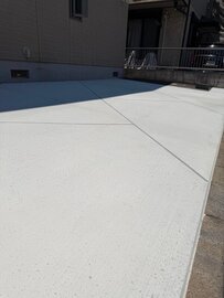 夏場不気味なくらい冷たい土間コン™︎の表面