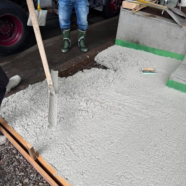 アスファルトより20℃下がる路面温度