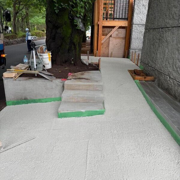 白色は地球（環境）にもお財布（経済）にも優しい証拠です！ 本当のウリはその環境性能