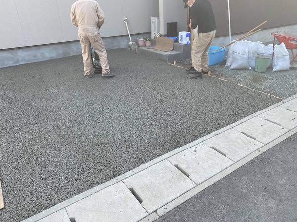 熊本県 ドライテック/オコシコンの駐車場をDIYしちゃうのって簡単?