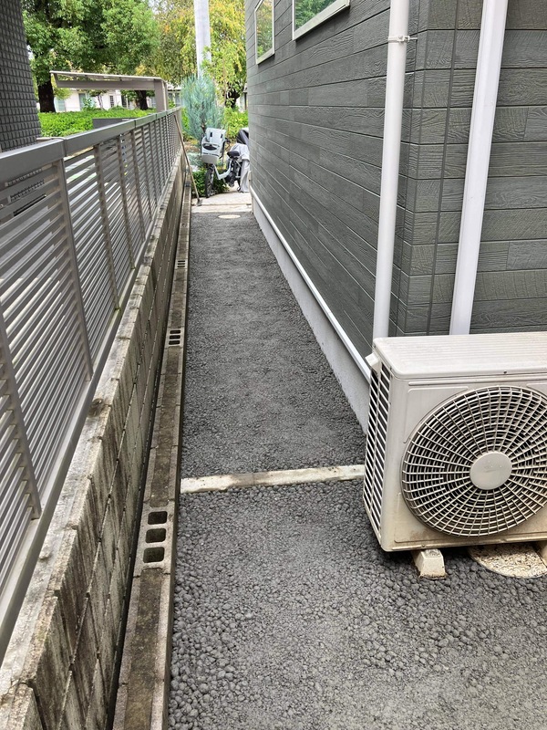 雑草と共に害虫対策もできるのがオワコン、DIYならコスト抑えて施工できます【埼玉】