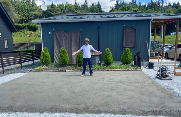 砂利や砕石のぬかるみならオワコンで一発解消!DIYでお手軽透水化【岩手】