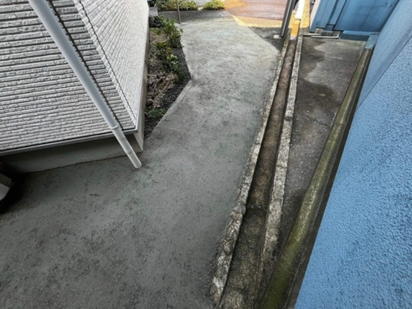 野良猫の糞尿被害ならオワコンで解決できる!虫もいなくなる透水性コンクリート