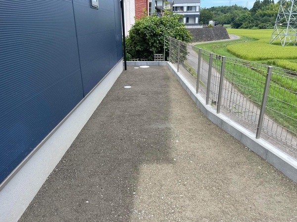 お手元の土間コンお見積もりご提示ください。 同じ値段で 【オコシコン