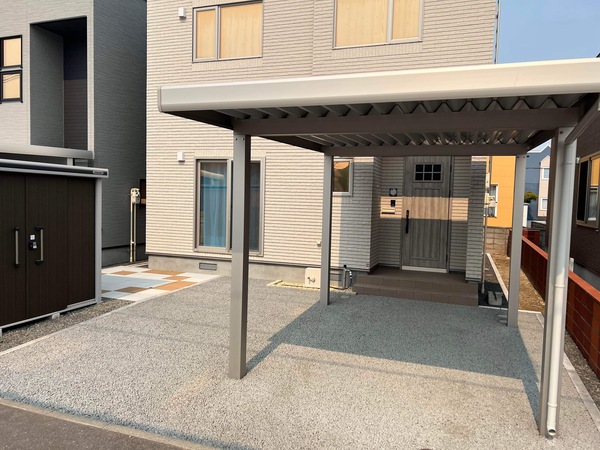 【北海道】「極寒の地域でもいよいよ波及する雑草・ぬかるみ・水たまり・猫の糞害・害虫対策や駐車場への適応」大世紀生コン・タケザワウォール