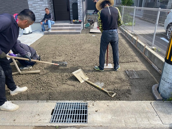 【福井】「毎日通る場所だから。段差・水たまり・雑草のない快適なアプローチに」協立生コンクリート・北翔