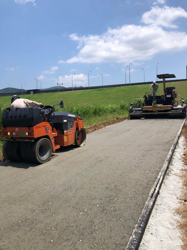 【静岡】「これで日本の道路舗装普及比率コンクリート：アスファルトは50：50になります」土屋建設