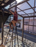 施工直後の【オワコン】の上でカーポートの屋根設置など軽作業ができちゃう