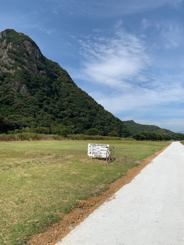 【地域おこしコン】「スポーツ（自転車・パデル）と透水性コンクリートの勝縁」（月刊透水性コンクリート Vol.75）