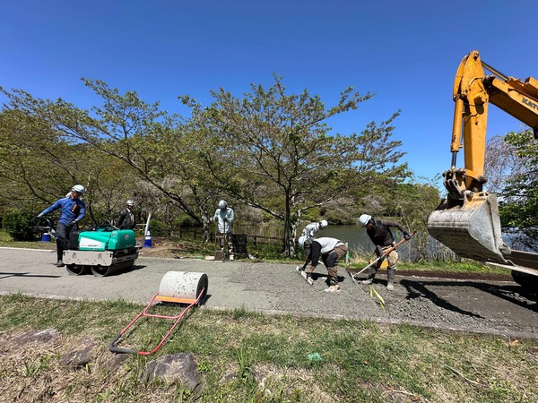 民間外構からハミ出して公共インフラのお役にも立ってます! 透水・保水コンクリート
