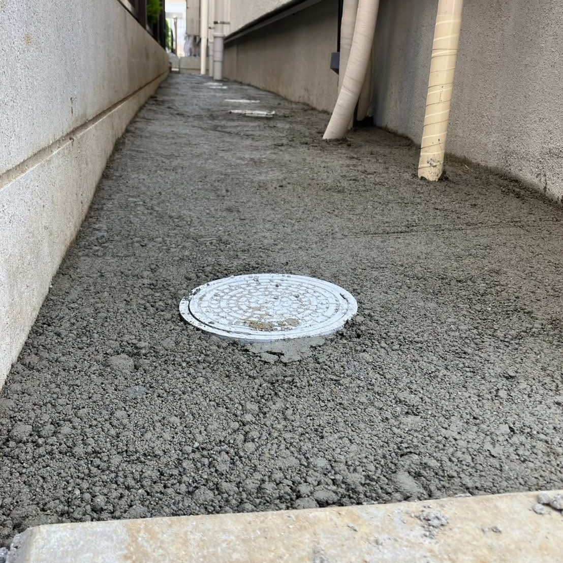ハウスメーカーや外構業者に雑草対策としてオワコンを提案しましたが、、先方に知見がなかったため、高額になる、作業が大変などと説明があった