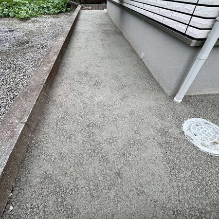 各地の生コン工場や施工業者に支えられて現場に快適な暮らし【オワコン】が届けられています