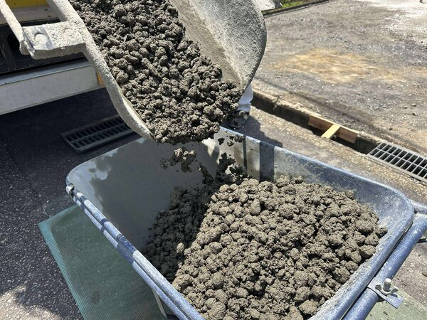 土間コン一択なんてもうオワコン！広がりを見せる透水性コンクリート市場（月刊透水性コンクリート Vol.94