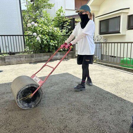 駐車場で洗車時の排水を流すところがないのでご自宅敷地内での処理が必須のため採用されました