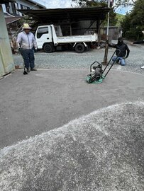 入り口 雨 のたびにぬかるんでドロドロを室内に引っ張ったりしていませんか？ オワコン®︎ に解決させてください