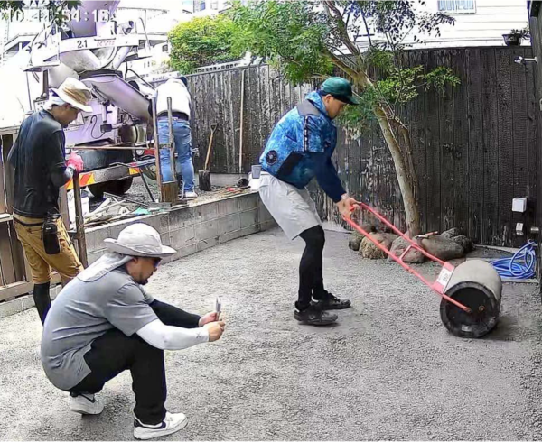 用途の決まっていない敷地。業者さんにアスファルト工事を依頼する前に【オワコン】ご検討ください