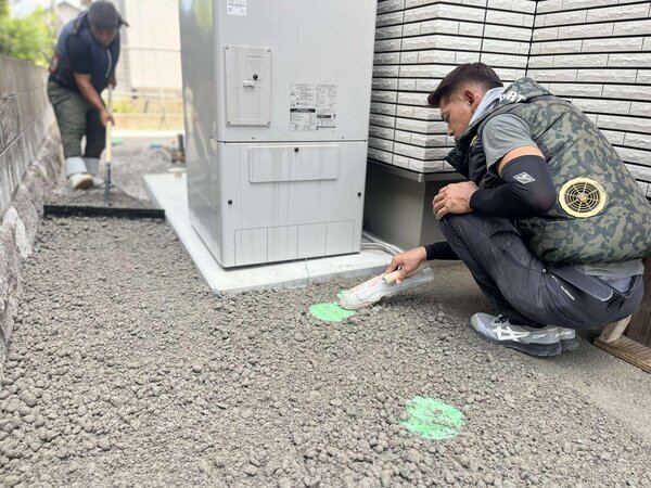 現場に届いた生コンにお薬（re-con zero evo / MAPEI）を投入して出来上がる オワコン®︎ について